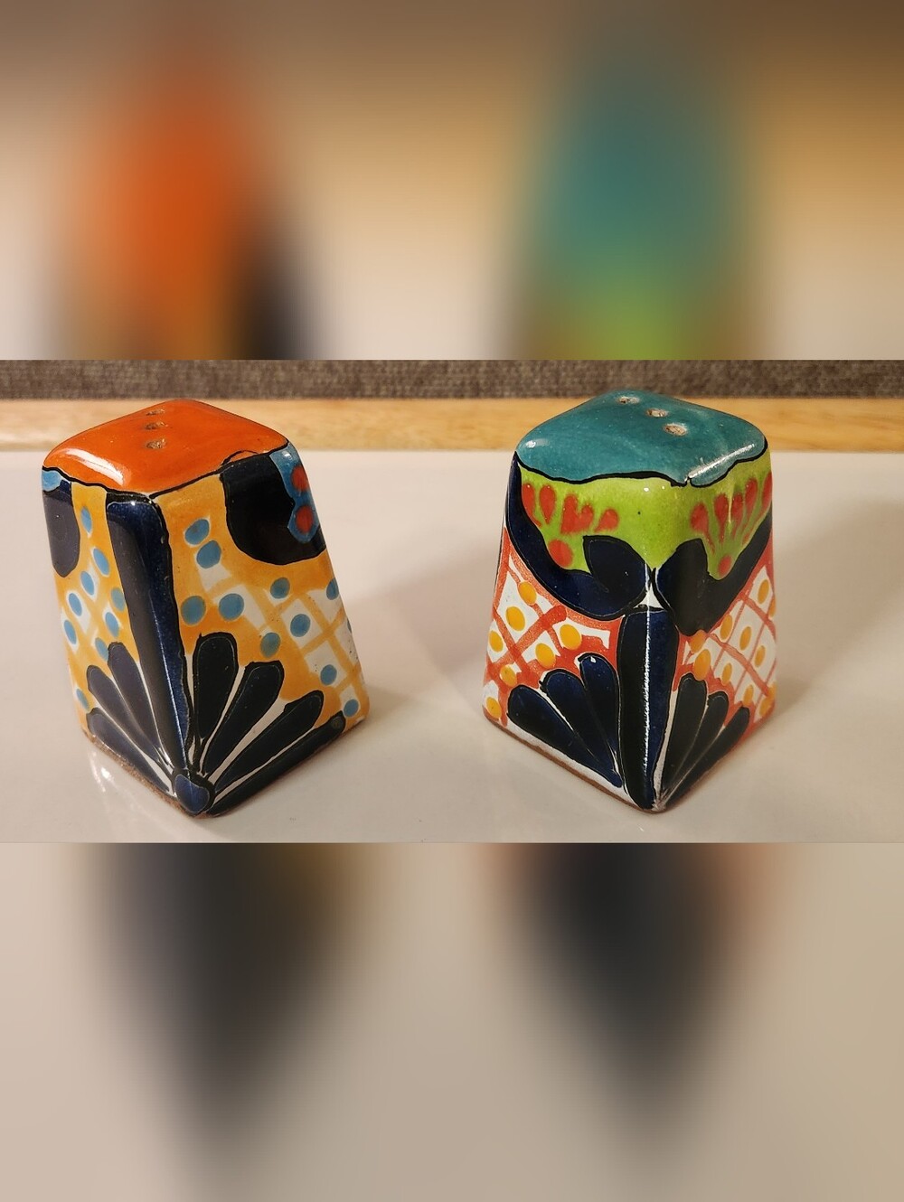Authentic Talavera Mexican Pottery Salt & Pepper Shakers Hand Painted Signed 3"